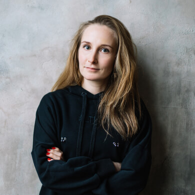 Юлия Крупцова, Стратег. Эксперт по развитию Артистов в соц. сетях.